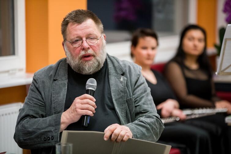 Piotr Szczepański - poeta, jeden z organizatorów Gdańskiego Klubu Poetów