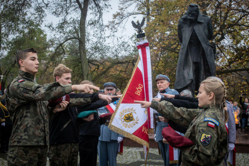 W sobotę, 10 października, odbyły się uroczystości z okazji Święta Niepodległości pod pomnikiem marszałka Józefa Piłsudskiego