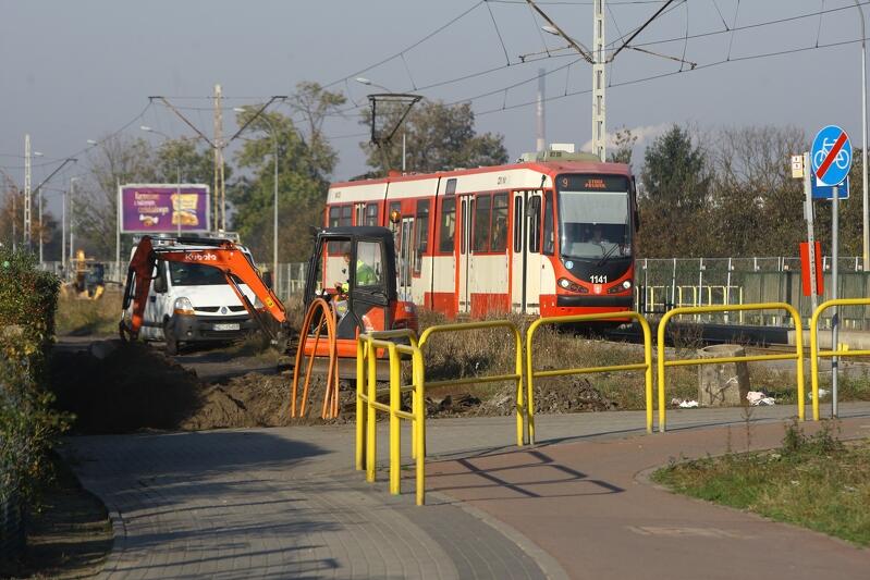 Prace nad remontem linii tramwajowej na Stogi trwają od kilku miesięcy, jednak teraz wchodzą w najważniejszą fazę
