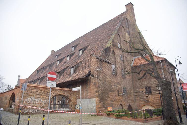 Wielki Młyn to jeden z najbardziej charakterystycznych zabytków Gdańska