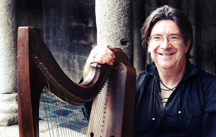 Andrew Lawrence-King wybitny harfista i znawca repertuaru harfowego wystąpi 15 grudnia o godz. 20 w Dworze Artusa