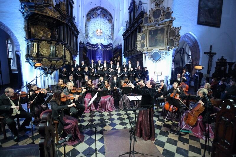 Cappella Gedanensis uroczystość 25-lecia działalności zespołu świętowała koncertem w Bazylice Archikatedralnej w Oliwie

