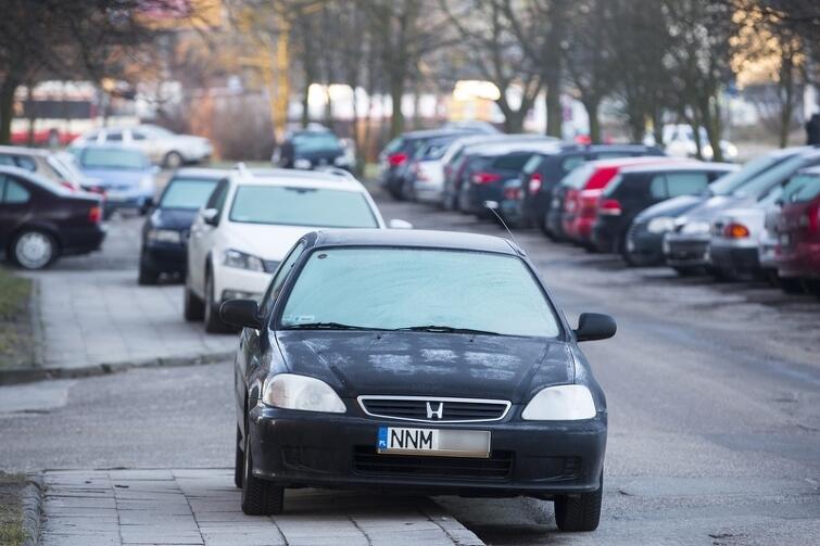 Źle zaparkowane samochód to problem, który na co dzień dokucza wielu mieszkańcom Gdańska