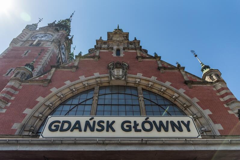 Portal wejściowy dworca PKP Gdańsk Główny