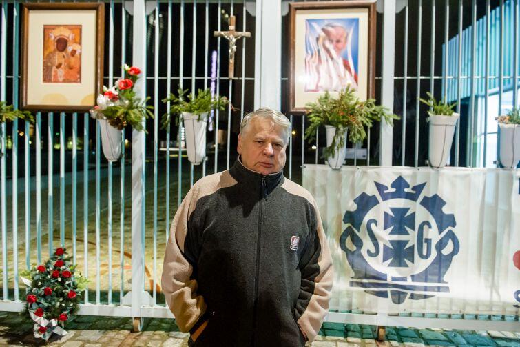 Bogdan Borusewicz - główny organizator słynnego strajku z sierpnia 1980 r. na tle stoczniowej bramy nr 2