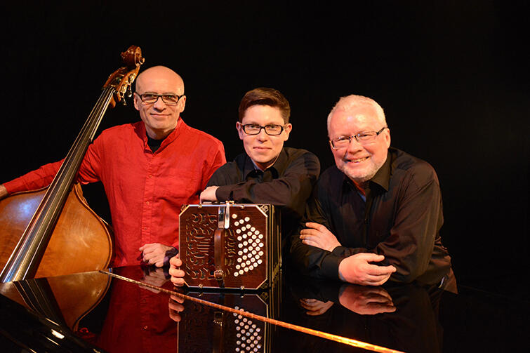 Grzegorz Frankowski Trio towarzyszyć będzie Katarzynie Jamróz podczas karnawałowego koncertu w Filharmonii Bałtyckiej, 3 lutego