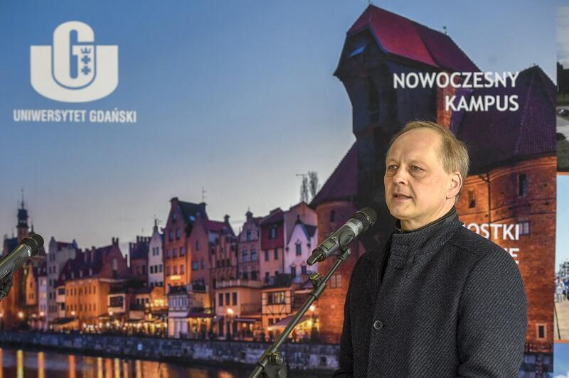 Prof. Piotr Bojarski, dziekan Wydziału Matematyki, Fizyki i Informatyki Uniwersytetu Gdańskiego