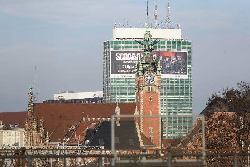 Zieleniak w reklamowym opakowaniu dotrwa do końca okresu przejściowego Uchwały krajobrazowej Gdańska
