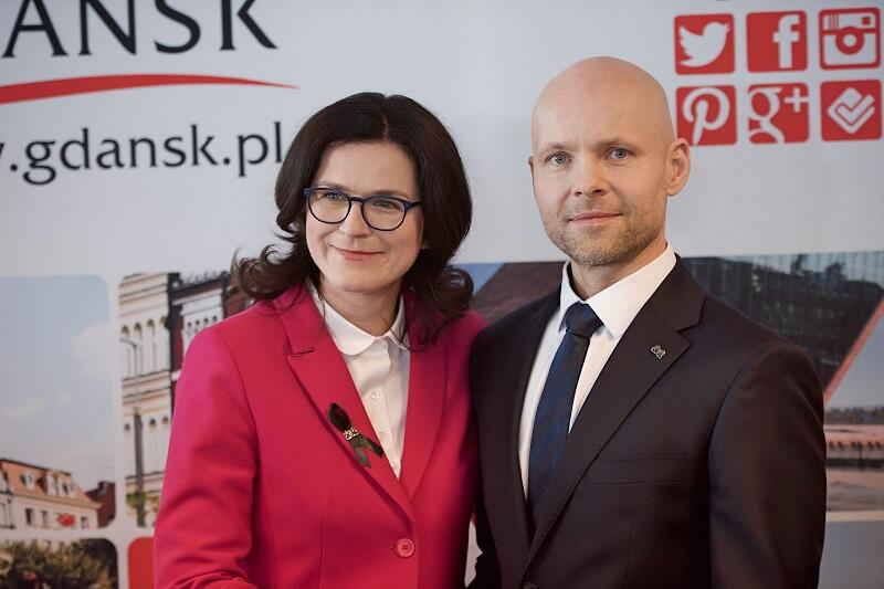 Prezydent Gdańska Aleksandra Dulkiewicz i jej nowy zastępca Alan Aleksandrowicz, 15 kwietnia 2019 r.