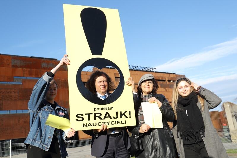 Nie tylko licealiści poprali nauczycieli w Gdańsku. Zrobił to także Jacek Karnowski - prezydent Sopotu