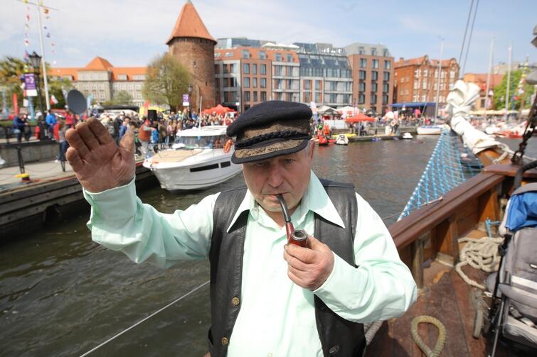 Otwarcie sezonu żeglarskiego w Gdańsku przyciąga co roku setki mieszkańców i turystów, ale przede wszystkim miłośników żeglarstwa i sportów motorowodnych