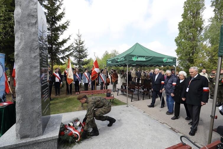 Uroczystości odbyły się na Cmentarzu Łostowickim, przy Pomniku Ponarskim