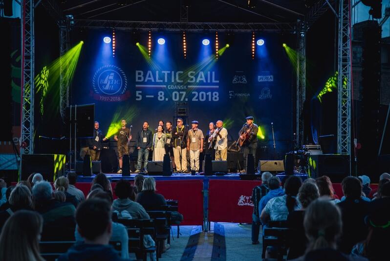Stały punkt programu Baltic Sail Festiwal Szanty pod Żurawiem