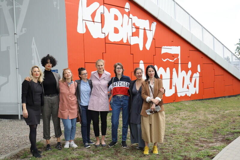 To tylko część artystek z RedSheels i malarek z Trójmiasta, które tworzyły mural, druga od prawej Anna Eichler