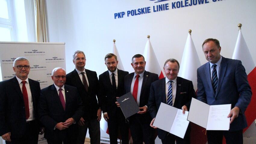 Podpisanie porozumienia pomiędzy Województwem Pomorskim, PKM i PKP PLK w sprawie „bajpasa kartuskiego 