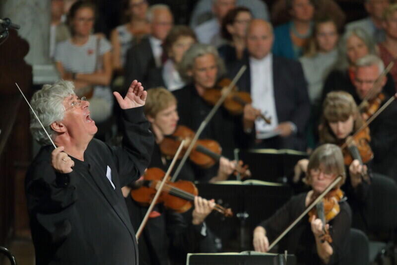 Koncert Finałowy XIV Międzynarodowego Festiwalu Mozartowskiego Mozartiana odbył się w sobotę, 24 sierpnia. Poprowadził go Jan Łukaszewski (na zdjęciu)