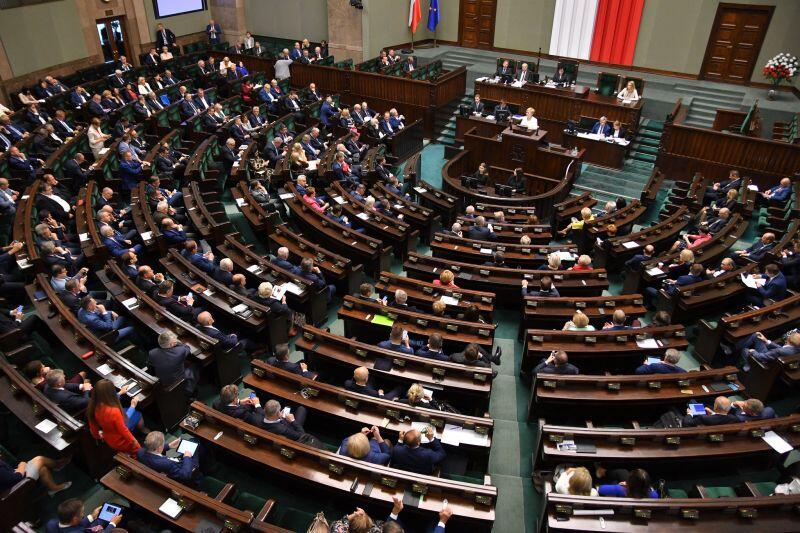 Posiedzenie Sejmu RP. Kto zostanie posłem w nowej kadencji?