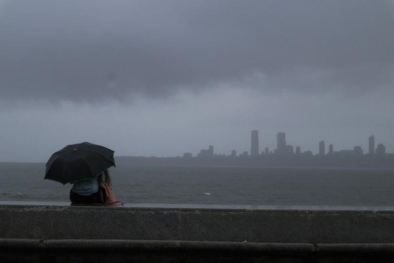 Deszczowe nadbrzeże w Bombaju – pora monsunowa momentami dawała się mocno we znaki