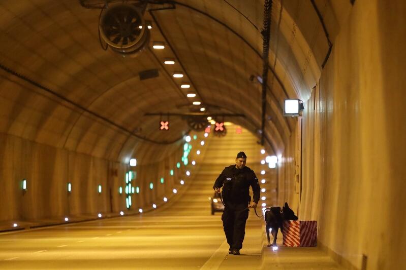 Ćwiczenia obronne IMPAS odbywały się m.in. w tunelu pod Martwą Wisłą 