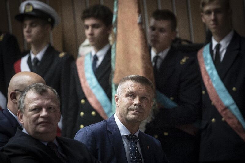 Jednym z absolwentów Conradinum jest Bogdan Wenta (w środku), prezydent Kielc a przed laty świetny piłkarz ręczny i trener reprezentacji Polski