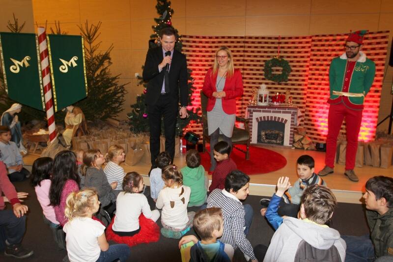 Dzieci odwiedziła Agnieszka Owczarczak, przewodnicząca Rady Miasta Gdańska i zastępca prezydenta Miasta Piotr Grzelak