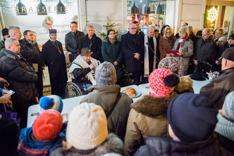 „Bądźmy wspólnotą!” - pod takim hasłem odbyło się spotkanie ekumeniczne z duchownymi różnych wyznań podczas tradycyjnej Wigilii Oliwskiej, w sobotę, 21 grudnia, 2019 r.