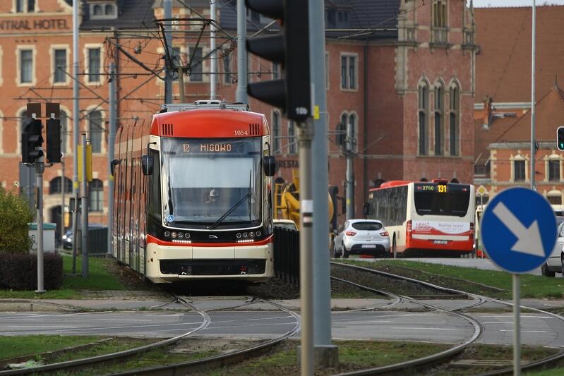 Osiem firm jest zainteresowanych budową nowej linii tramwajowej, tzw. Nowej Warszawskiej