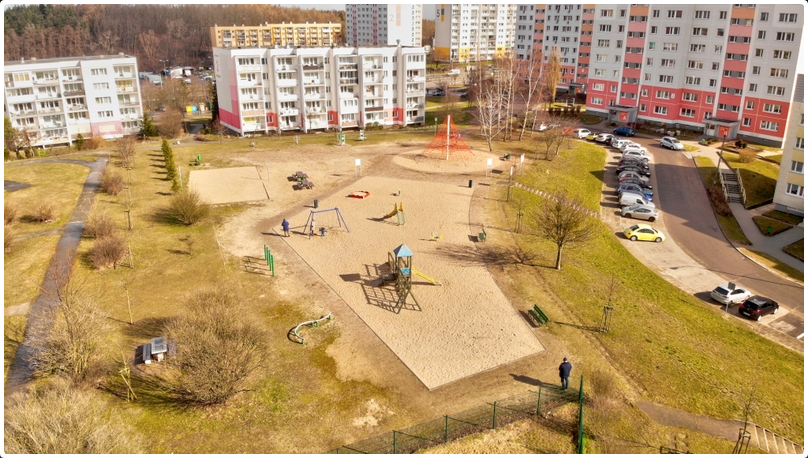 Screenshot_2020-02-05 Dyrekcja Rozbudowy Miasta Gdańska - Budowa placu zabaw przy ul Wyrobka i Czecha w ramach BO 2018