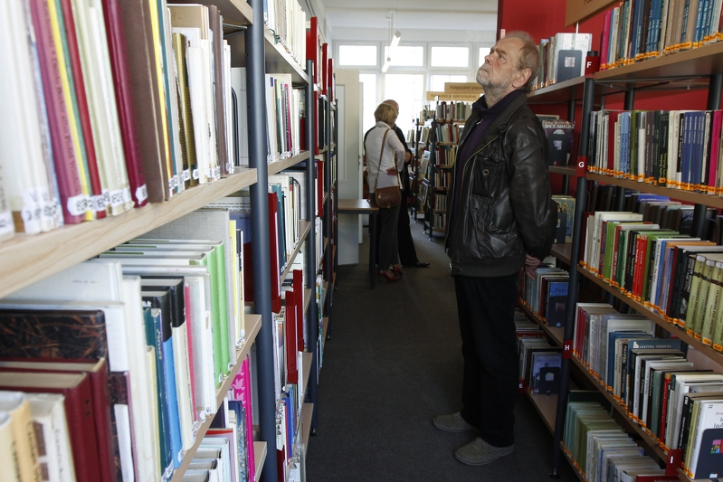 Milion odwiedzin rocznie w gdańskich bibliotekach WiMBP to imponujący rezultat. Jakiego typu książki najbardziej interesują mieszkańców? Dlaczego czytelnictwo jest ważne w życiu miejskiej społeczności?