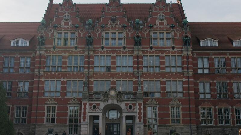 Budynek Politechniki Gdańskiej bez studentów pozostaje do 3 maja 