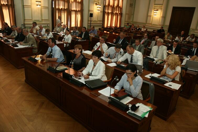 Sesja nadzwyczajna przeprowadzona w lipcu 2009 r.