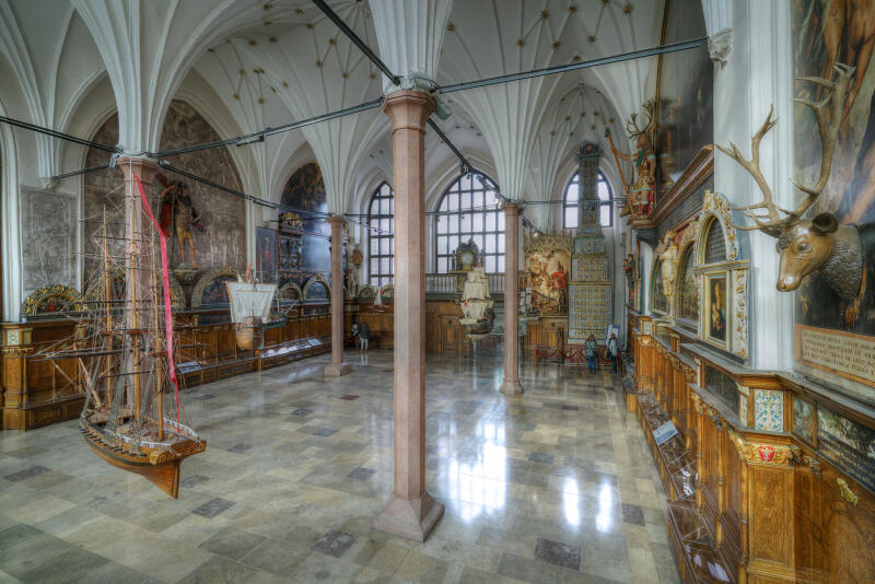 Dwór Artusa to jeden z najczęściej odwiedzanych oddziałów Muzeum Gdańska