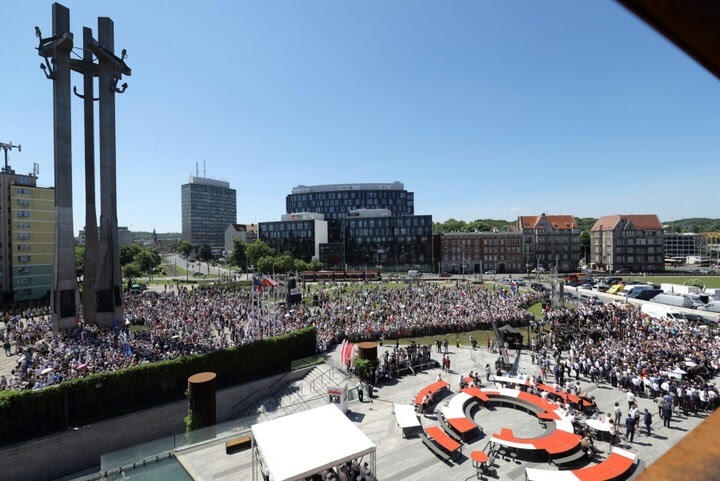 Czerwiec 2019 roku - Święto Wolności i Solidarności w Gdańsku z okazji 30. rocznicy częściowo wolnych wyborów w Polsce. W uroczystościach, spotkaniach, debatach, wystawach trwających w dniach 1-10 czerwca uczestniczyło około 220 tys. osób