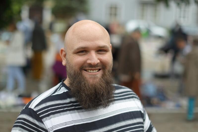 Inicjatorem i organizatorem pchlego targu jest Michał Bojanowski - prezes zarządu Stowarzyszenia Młoda Oliw