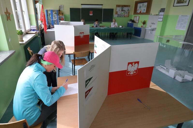 W Gdańsku ponad połowa osób korzysta z prawa wyborczego