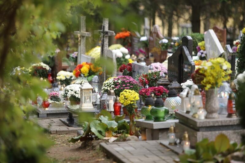 W Gdańsku powiększonych zostanie pięć cmentarzy