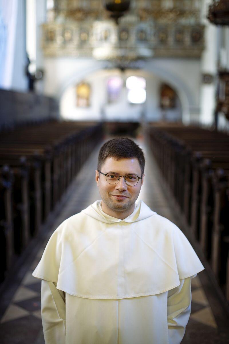 Michał Osek, przeor gdańskiego klasztoru dominikanów w nawie głównej Kościoła św. Mikołaja