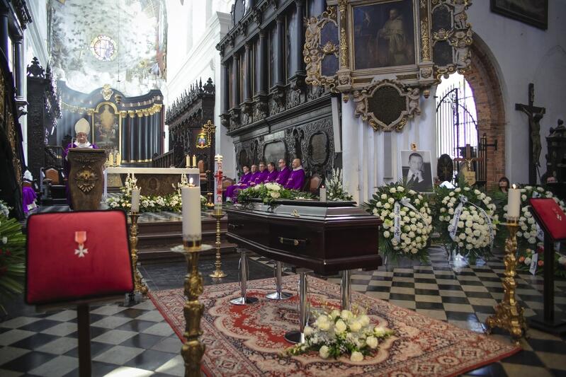 Msza św. żałobna w intencji Piotra Soyki w Katedrze Oliwskiej