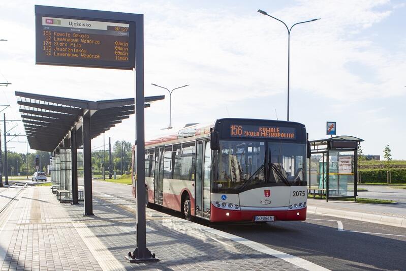 Wymiana tablic to kolejny sposób na udoskonalanie transportu publicznego przyjaznego dla mieszkańców i turystów