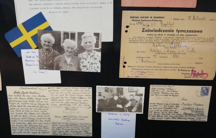 Pamiątki rodzinne przekazane do zbiorów Muzeum Poczty Polskiej przez Hannę Pietrzkiewicz, prawnuczkę Michała i Balabiny Bellwon