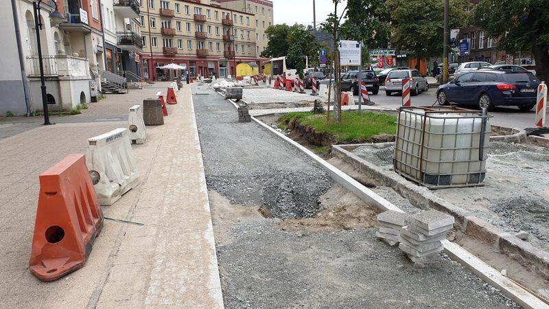 Budowa drog dla rowerów na ul. Dmowskiego