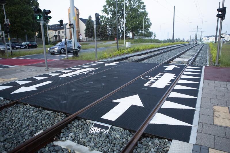 Pierwszy regularny kurs przedłużonej linii tramwajowej nr 12 na odcinku węzeł Ujeścisko - al. Adamowicza - ul. Bulońska, 30 czerwca 2020 roku