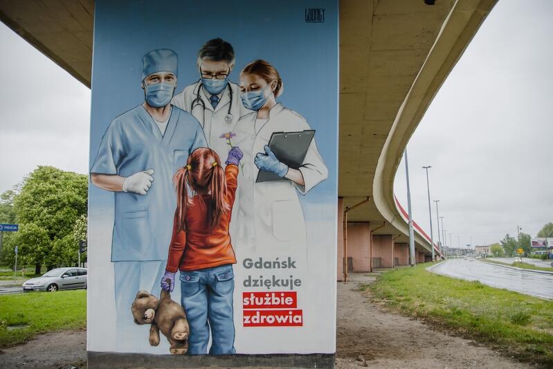 Tak wygląda mural, który powstał w ramach podziękowania dla medyków za ich ciężką pracę w czasie epidemii
