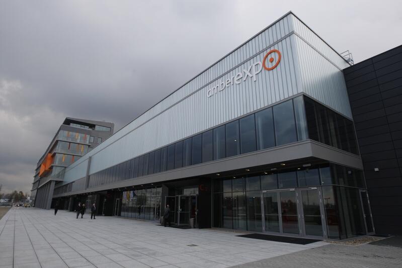 Gmach AmberExpo jest nowoczesnym centrum wystawienniczo-konferencyjnym, które znajduje się w Letnicy, nieopodal Stadionu Energa Gdańsk