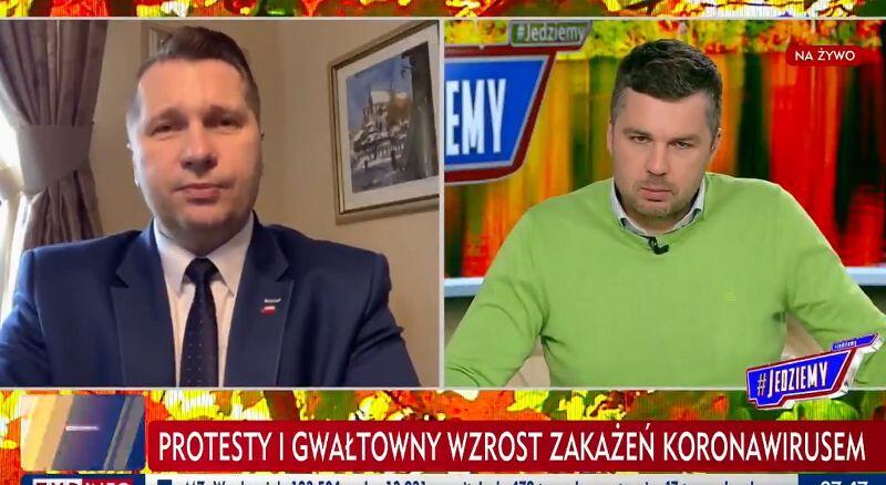 Rozmowa z ministrem Przemysławem Czarnkiem (po lewej) w TVP Info 