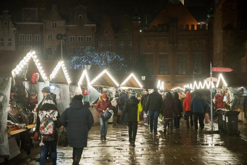 Jarmark Bożonarodzeniowy nie odbędzie się w tym roku na Targu Węglowym. Taką decyzję podjęto z trosce o bezpieczeństwo ludzi