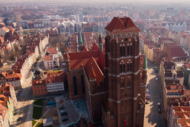 Śródmieście to jedna z najbardziej reprezentacyjnych dzielnic Gdańska, którą zachwycają się turyści z całego świata. A jakie są potrzeby i problemy mieszkańców? Anonimowa ankieta internetowa pozwoli wyjść naprzeciw ich oczekiwaniom