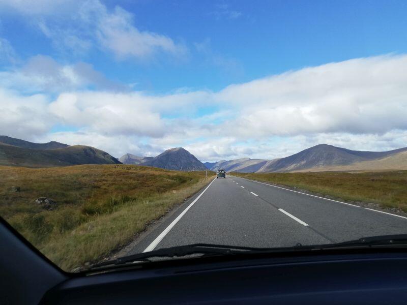 Piękne widoki w czasie podróży po Scottish Highlands