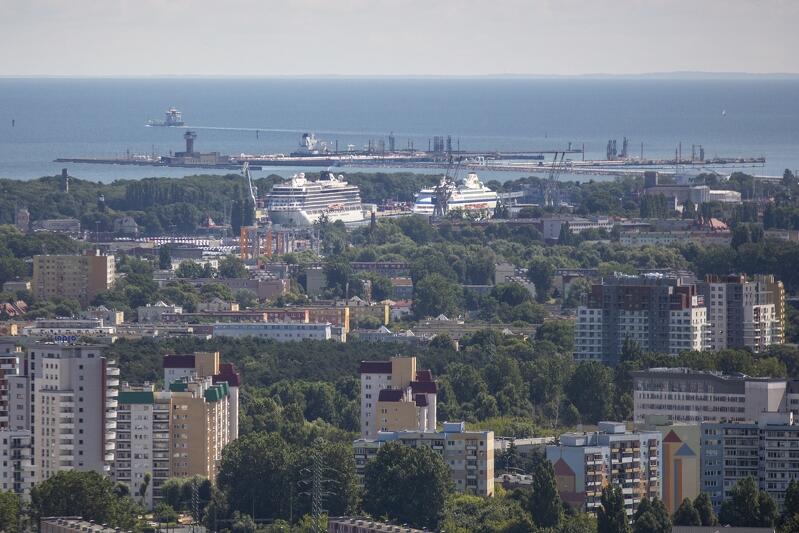 Widok na port gdański (zdjęcie ilustracyjne) 