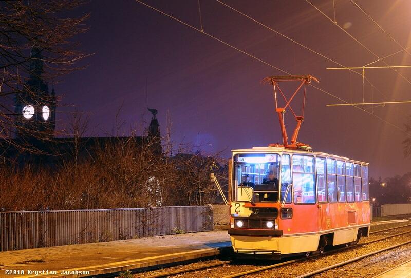 Drugi z zabytkowych tramwajów GAiT, którym będzie można się przejechać podczas 29. finału WOŚP to 105N z 1977 roku